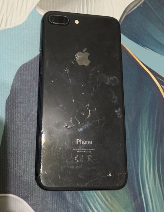 Iphone 8 plus Radnoy