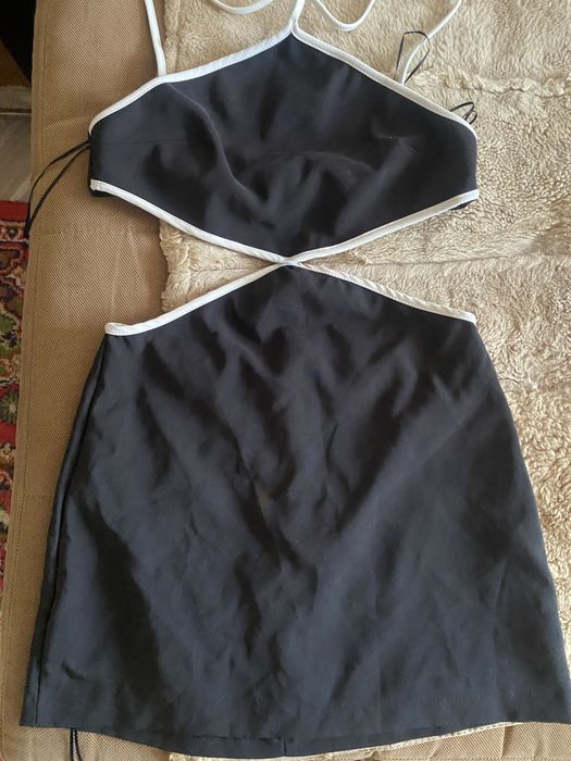 Продаеться одежда zara