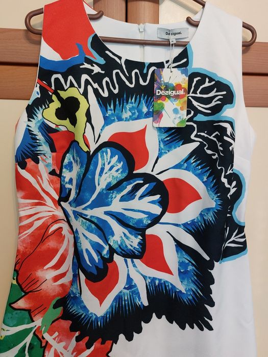 Нова рокля Desigual