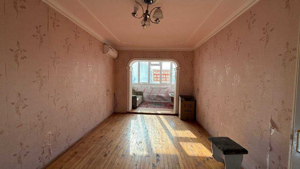 Маталка Водоканал 3 қаватда 3 хонали квартира сотилади.ID: 1571