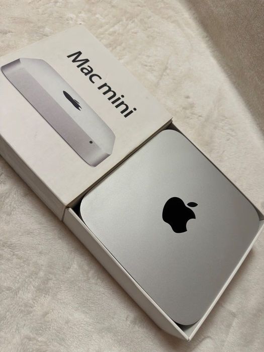 Apple Mac Mini Mid Processor 2.3 GHz Intel Core i5  12GB SSD 500GB