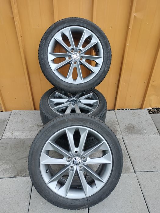 Set roți cu anvelope de vara  Skoda, Seat ,Golf  IV 5 X 100 R 16