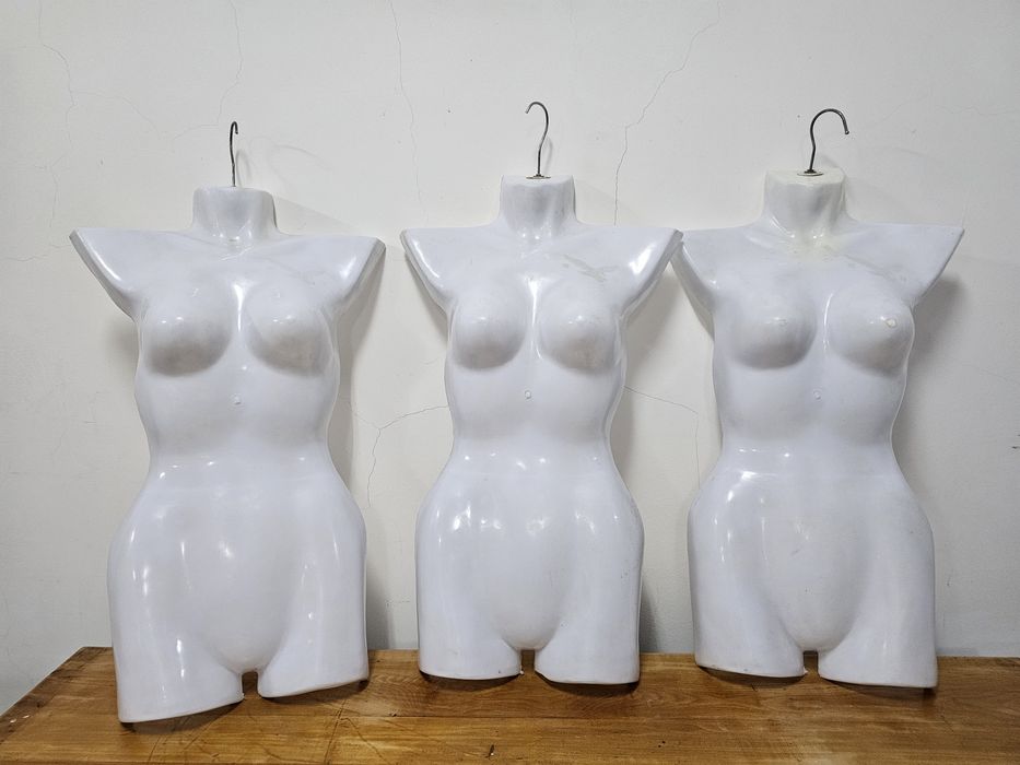 Манекены вешалки женские