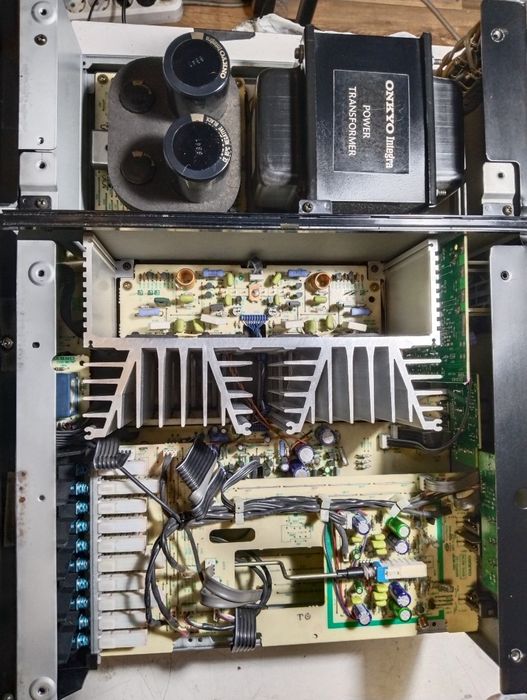 ONKYO Integra A-817XD