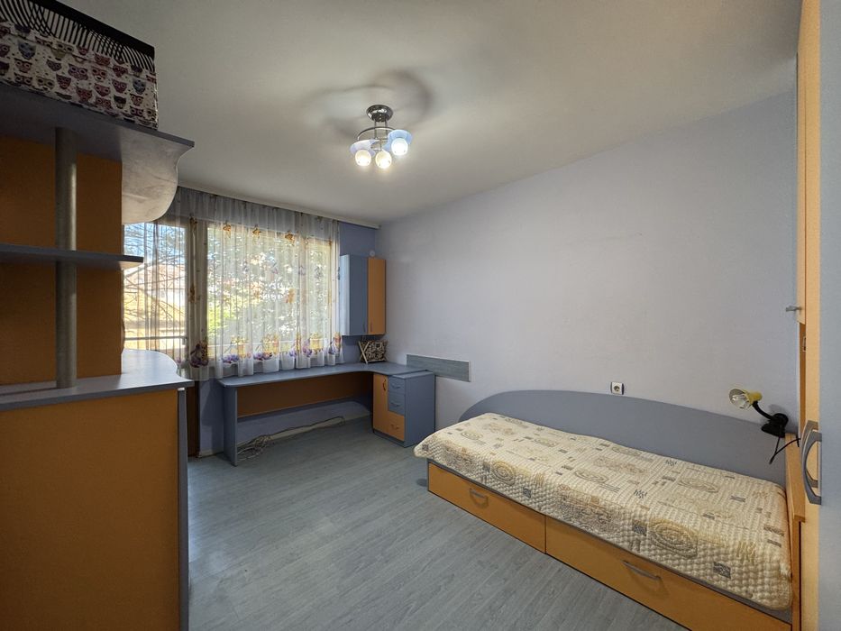 Продава се Тристаен апартамент в Търговище, Център - 67 кв.м за 1446 €/кв.м - Снимка #3