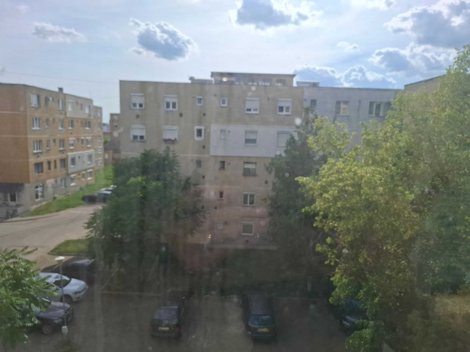 De vanzare apartament cu doua camere