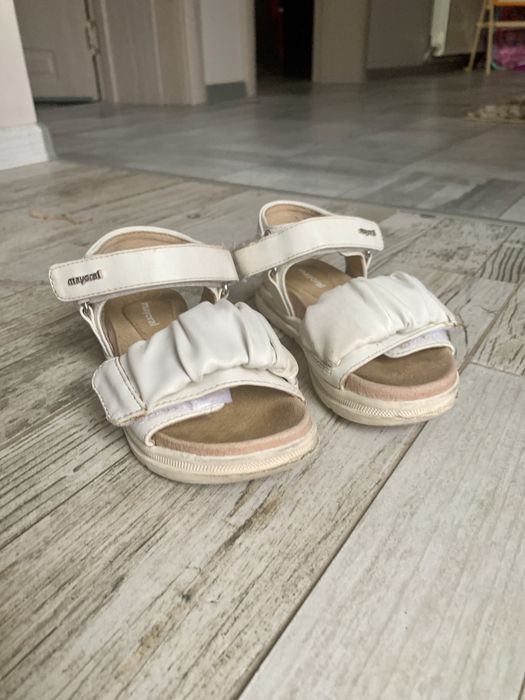 Детски сандали на Mayoral 27 размер