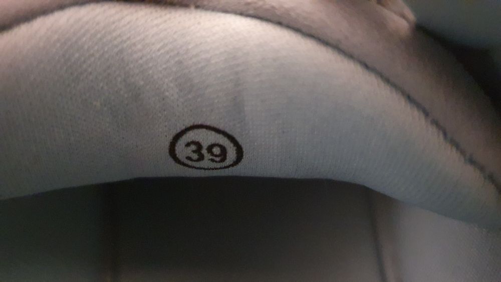 Teniși Bull Boxer  damă mărimea 39