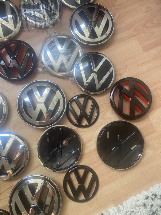 Emblema capota Volkswagen Passat B6,B7,B8,Golf 5,Golf 6 ,Touran,Caddy