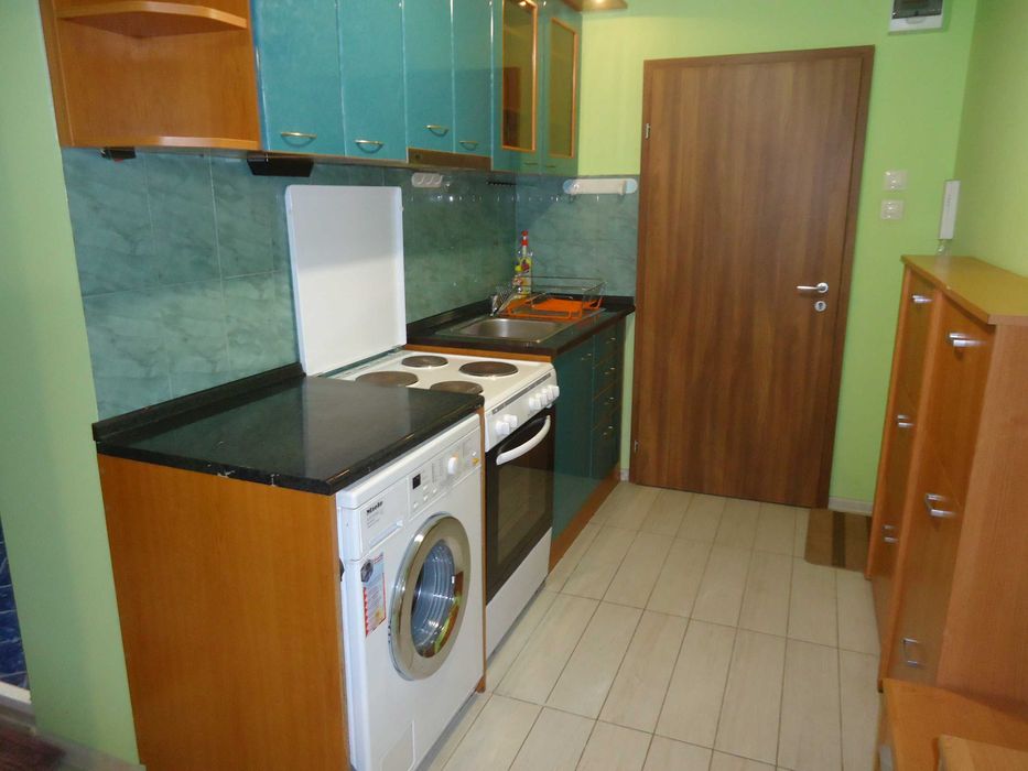 Дава се под наем Двустаен апартамент в София, Люлин 8 - 65 кв.м за 460 € - Снимка #3