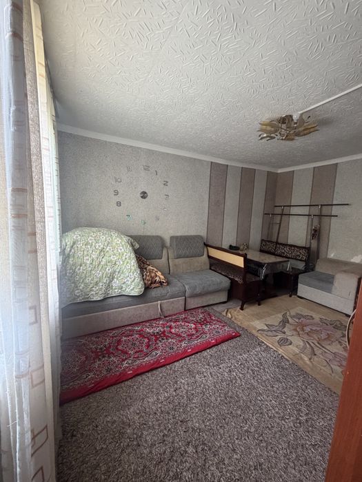 Продается 1 комн кв. переделанная в 2х