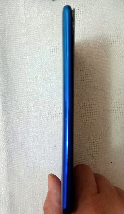 Huawei 2019 года на запчасти