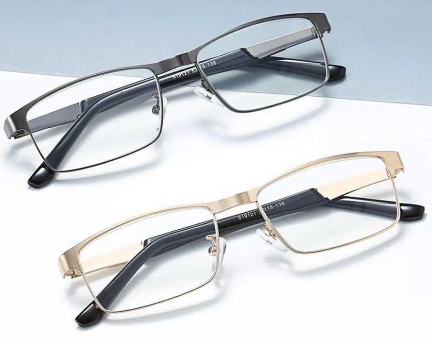 Продам новые качественные очки для чтения +1,5 +2,0 +2,5 не стекло