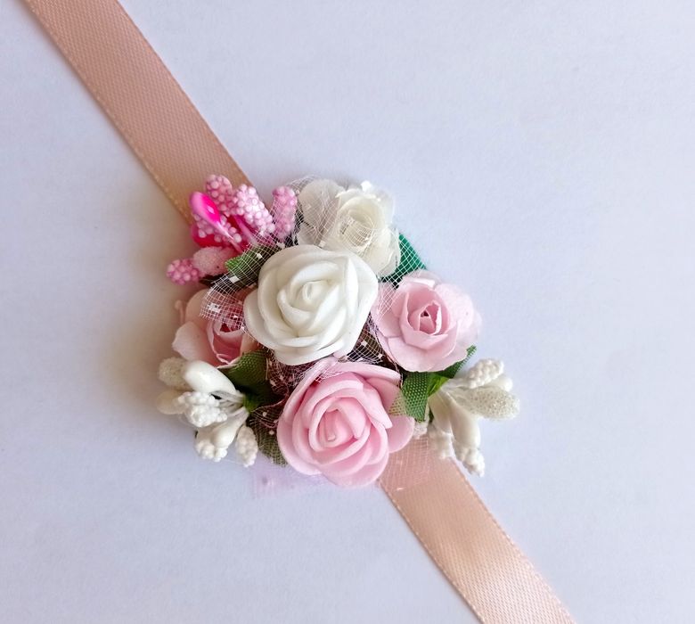 Сватбени бутониери