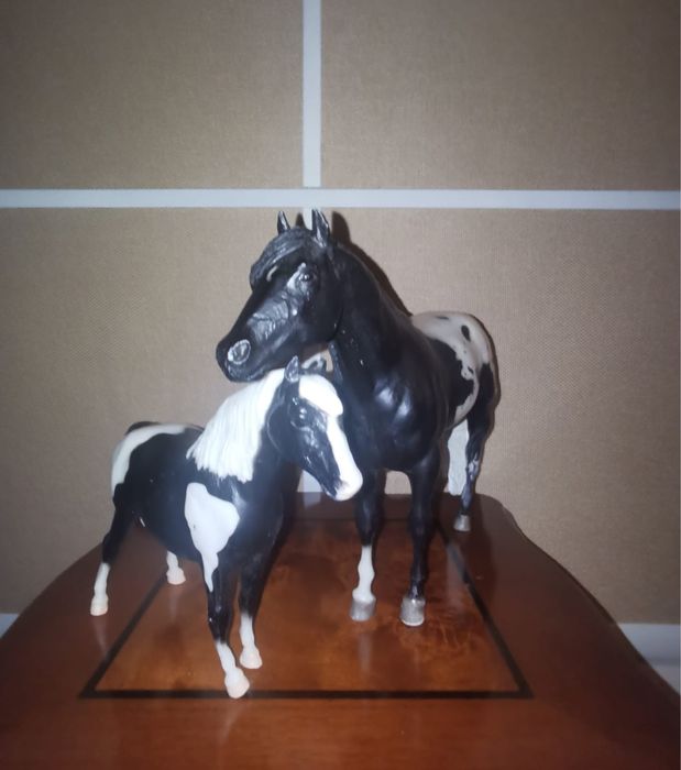 Антикварна колекционерска фигура на кон марка Breyer Reeves USA  2 бр.