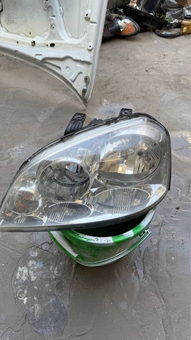 Lacetti  chap fara sotladi