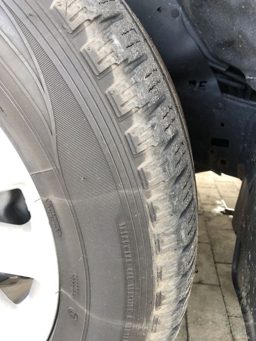 Продам резину 265/60R18