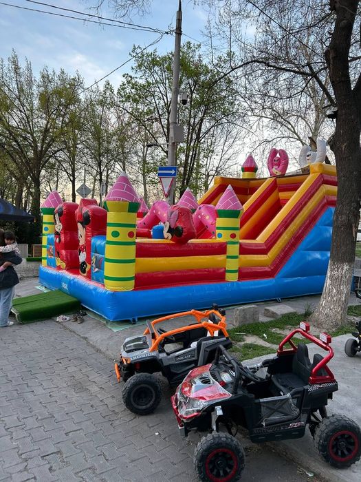 Batut arenda tuy tugʻilgan kun marosimlarga