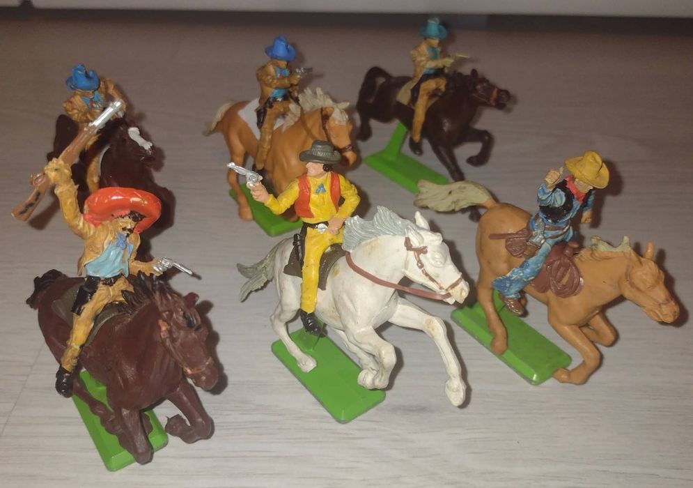 Figurine cowboy indieni mexicani