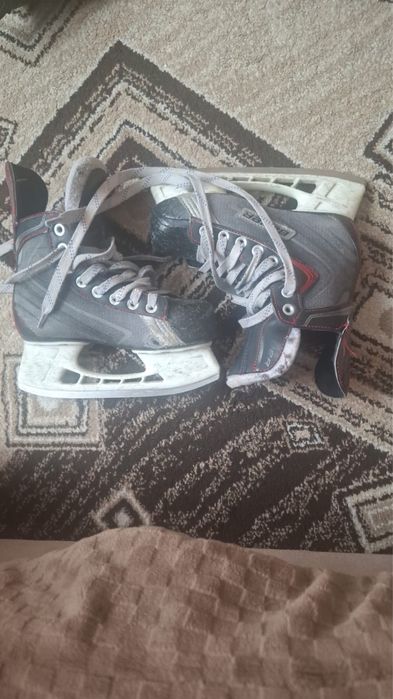 продаю хоккейную форму