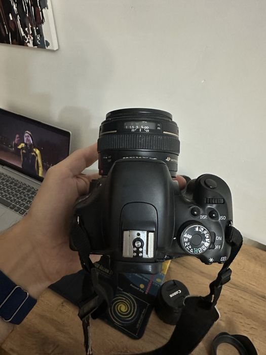 Canon EOS 600D + обьектив canon 50mm 1:1.4