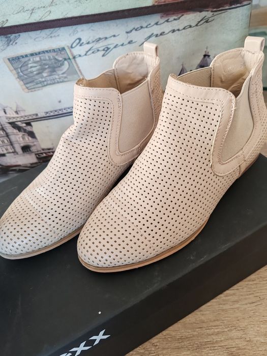 Нови летни обувки