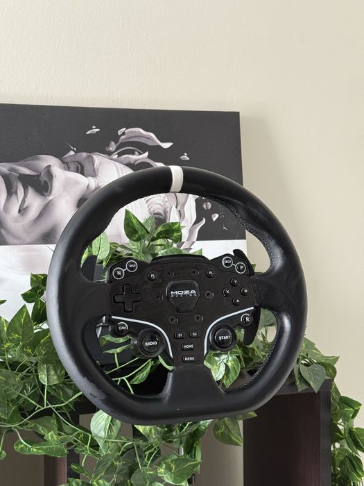 Продам Moza racing