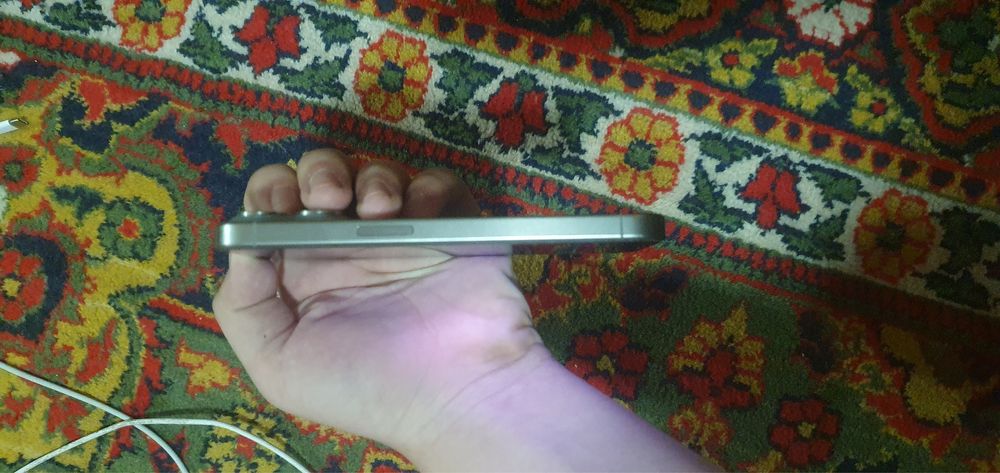 Iphone 15 pro Titanium CH/A