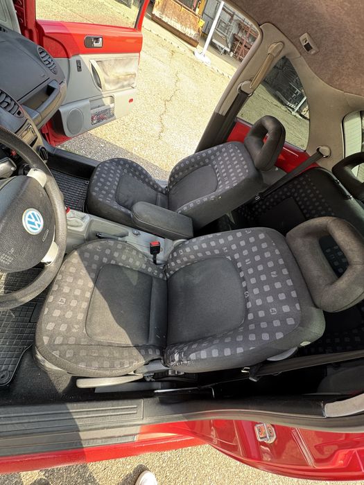 Volkswagen New Beetle