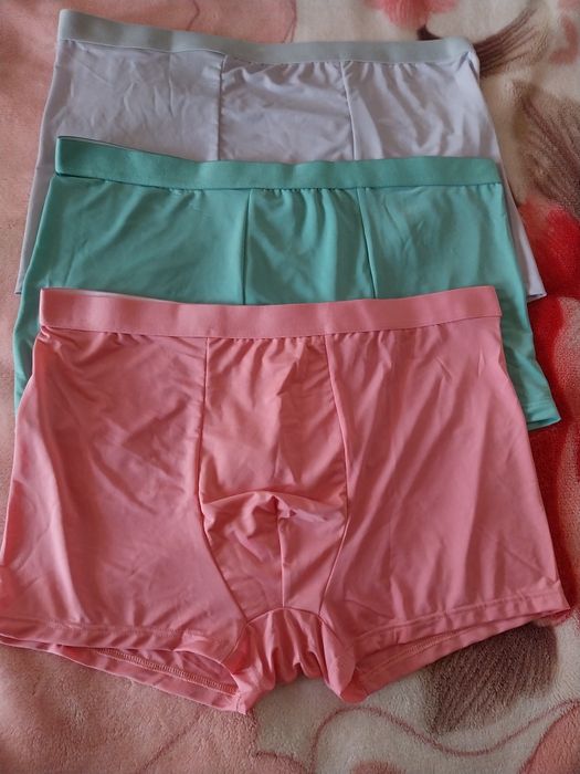 Мъжки плувки ,боксерки и кожени ,прашки  и други