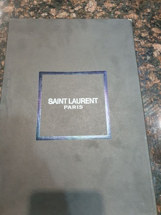Каблуки Yves Saint Laurent