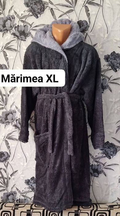 Halate baie bărbați