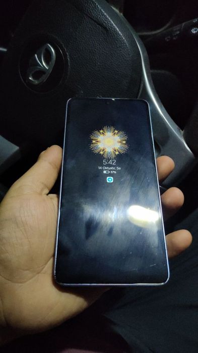 Redmi not 13  6+6/128gb