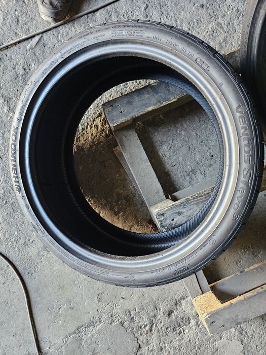 2 anvelope vara 235 35 18 Hankook 2021 6.5mm