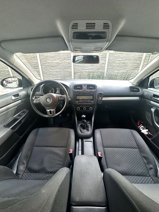 VOLKSWAGEN Golf 2010 — imagine 5