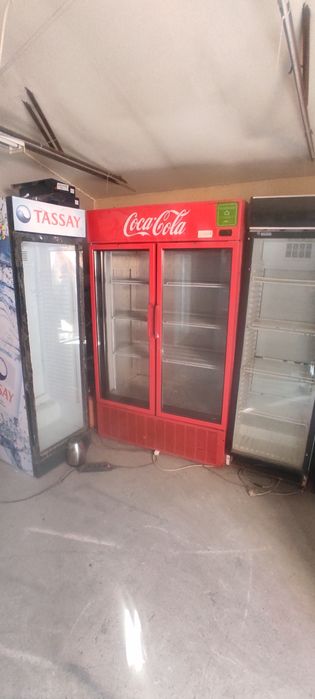 Двухдверный стеклянный холодильник с доставкой