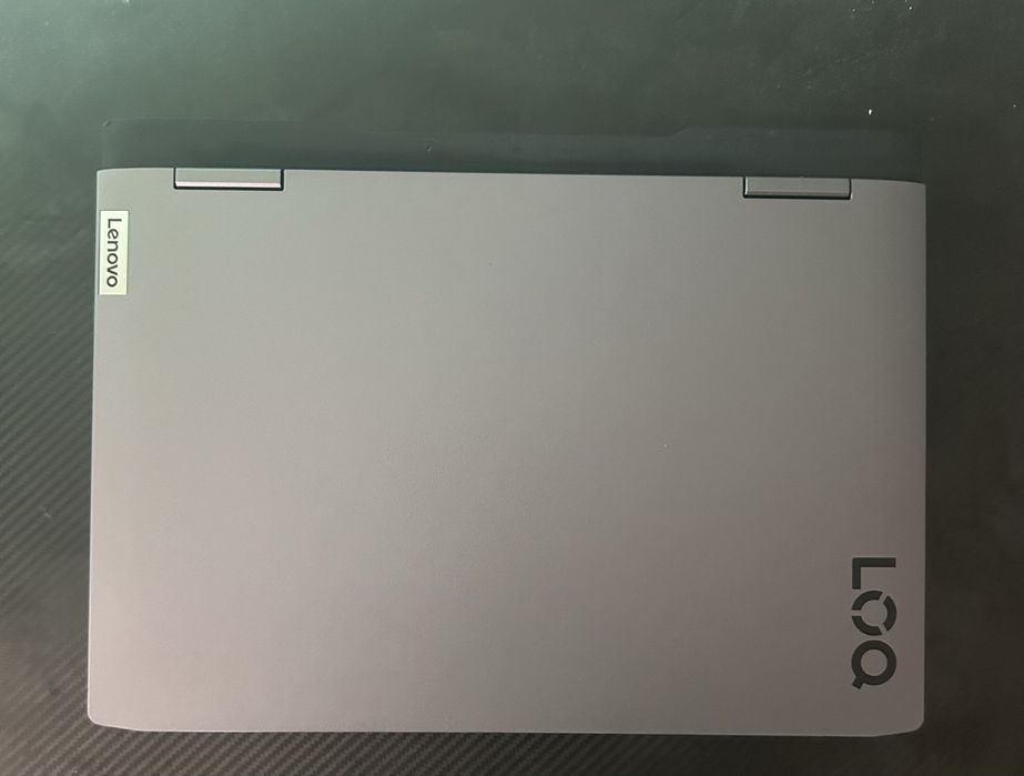 Геймърски лаптоп Lenovo LOQ 15APH8