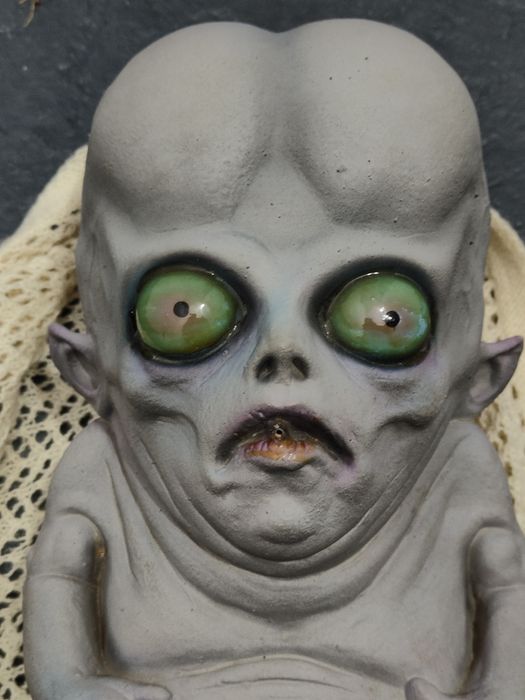 Păpușă Baby Creeton. Distorsion unlimited