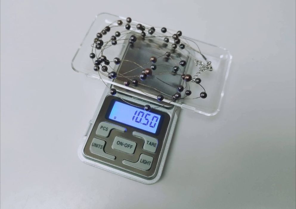 Colier vechi din argint de 925, cu perle negre pe patru siraguri,copii