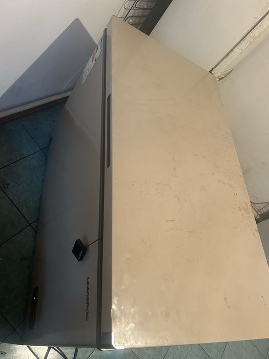 Продам морозильник