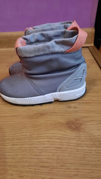 Топли ботушки адидас