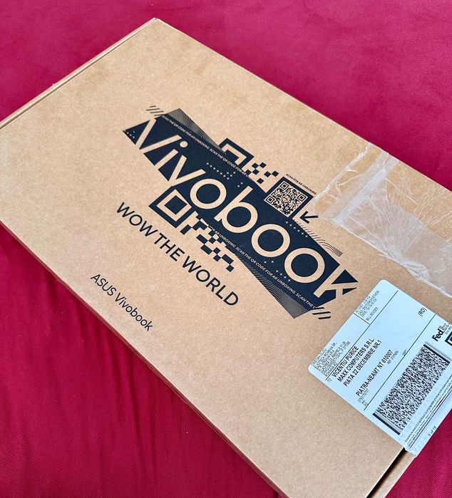 ASUS Vivobook Ryzen 7 / 16GB RAM / 15.6” –  произведен 08.2025)