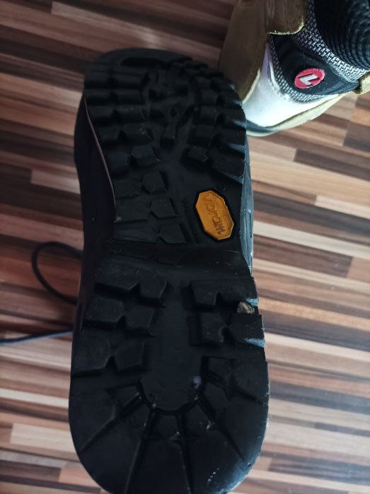 Туристически обувки Kayland