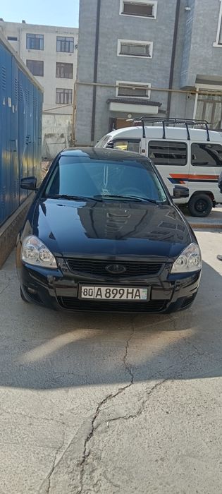 Лада приора 2011