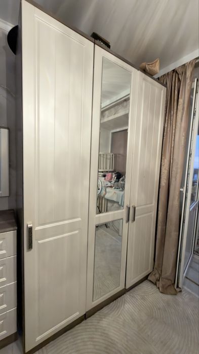 Продам шкаф камод зеркало за 60 тыс