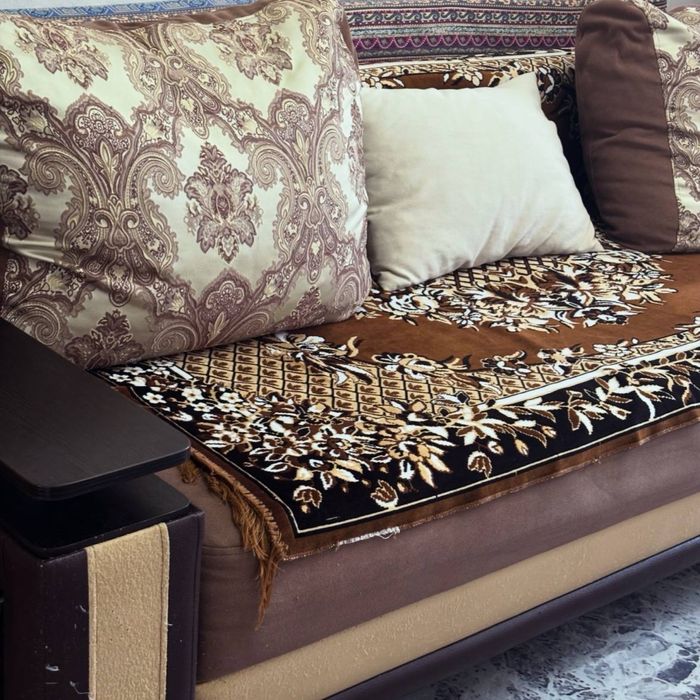 Продам большой Диван