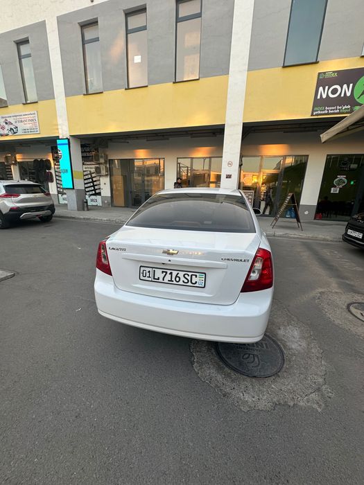 Other Lacetti / Gentra 2011