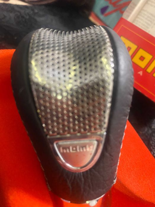 Спортни топки за скоростен лост МОМО, Италия