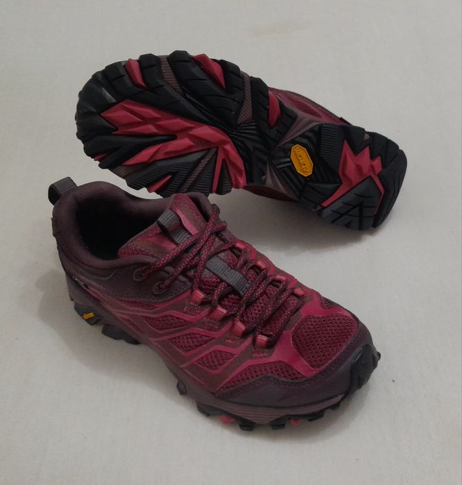 Ghete Gore Tex, semighete Merrell Moab FST Beet Red Vibram, Nr. 38 EU