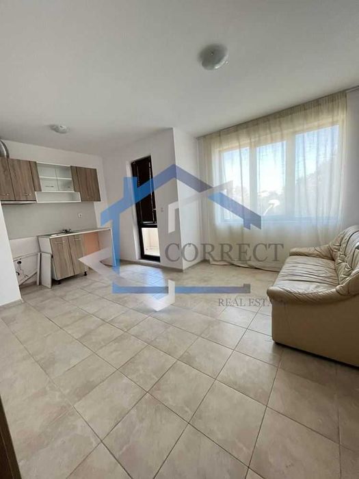 Дава се под наем Двустаен апартамент в Варна, Колхозен пазар - 60 кв.м за 306 € - Снимка #1